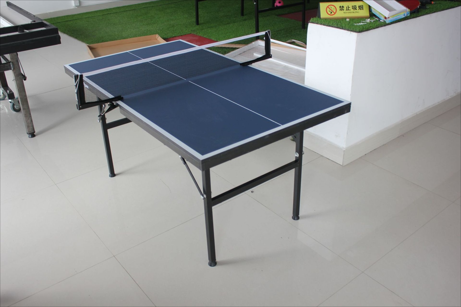 Indoor table tennis table for  - Table Tennis For Kids 리뷰 및 가격